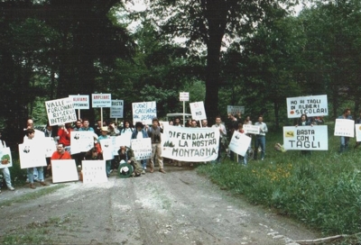 Manifestazione contro tagli eccessivi